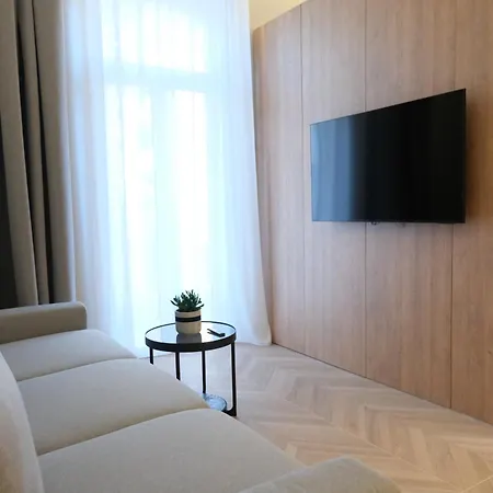 Essence 55 Living 4* Rhodes City